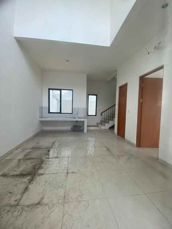 dijual rumah karanggan gunung putri bogor