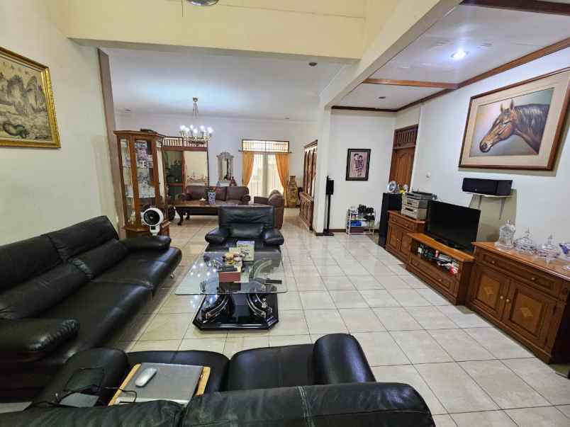 dijual rumah kav dki pondok kelapa