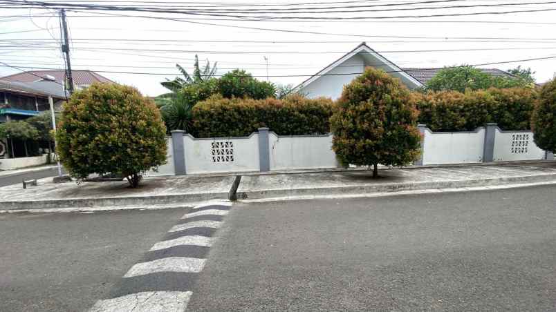 dijual rumah kayu putih pulo mas