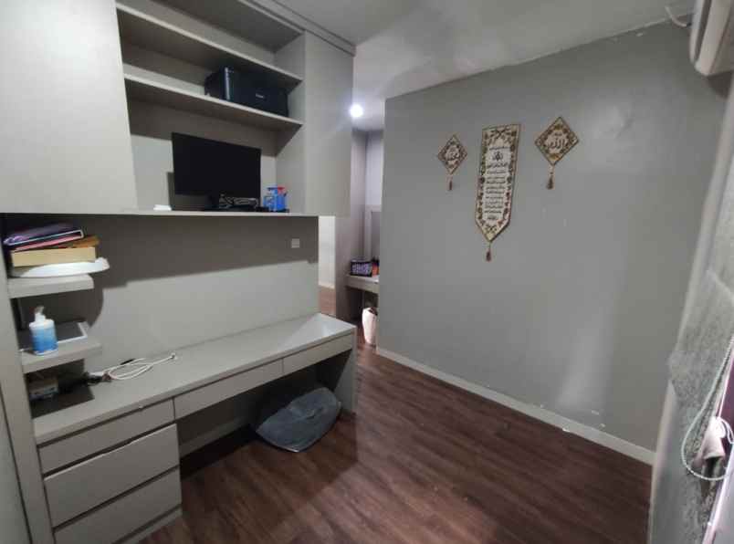 dijual rumah kelapa gading