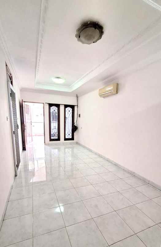 dijual rumah kelapa gading permai