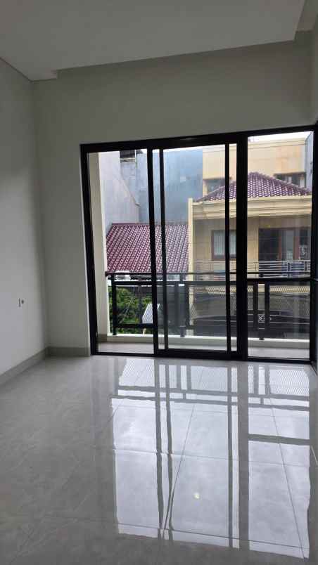 dijual rumah kelapa kopyor kelapa gading