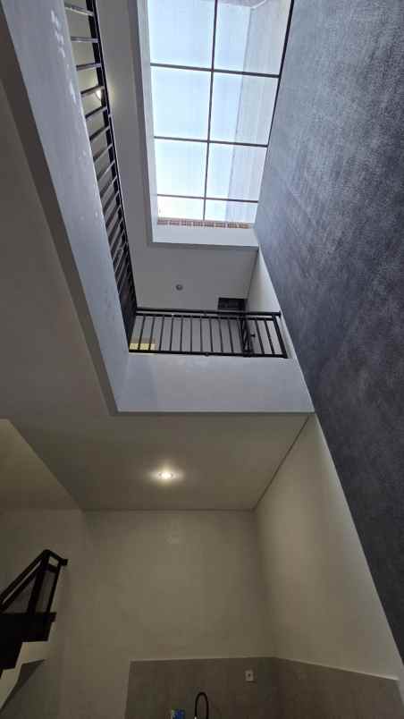 dijual rumah kelapa kopyor kelapa gading