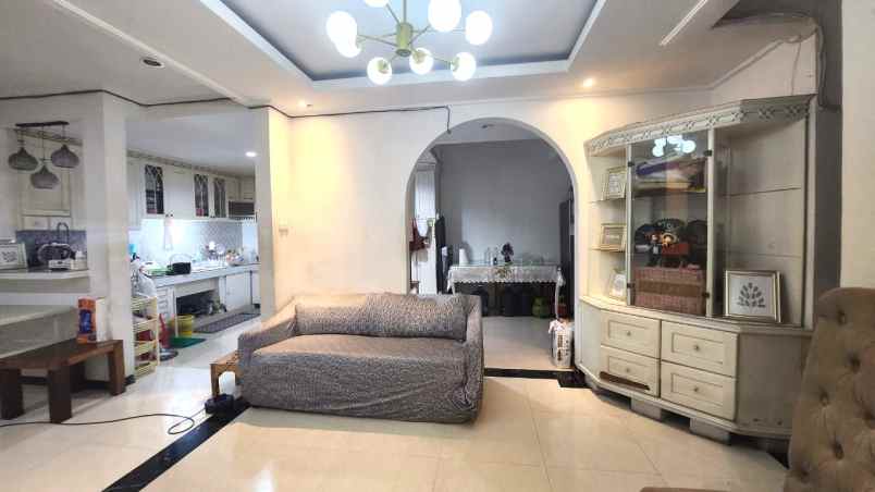 dijual rumah kelapa molek kelapa gading