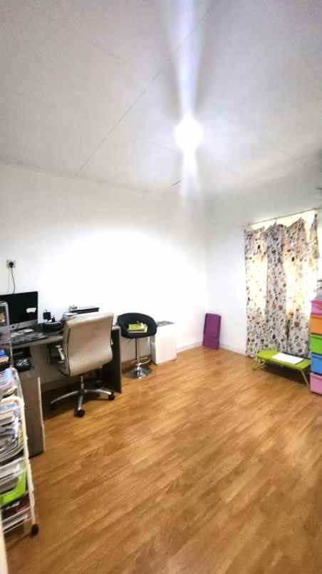 dijual rumah kelapa molek kelapa gading