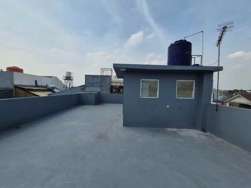 dijual rumah kelapa nias kelapa gading