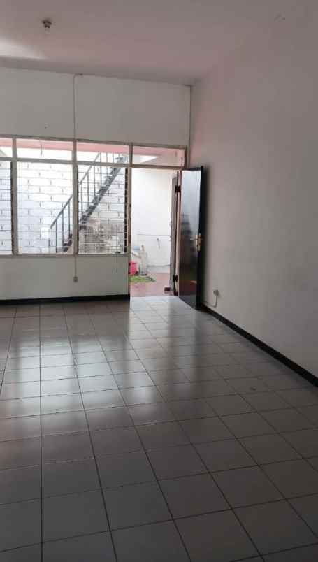 dijual rumah klampis semolo timur