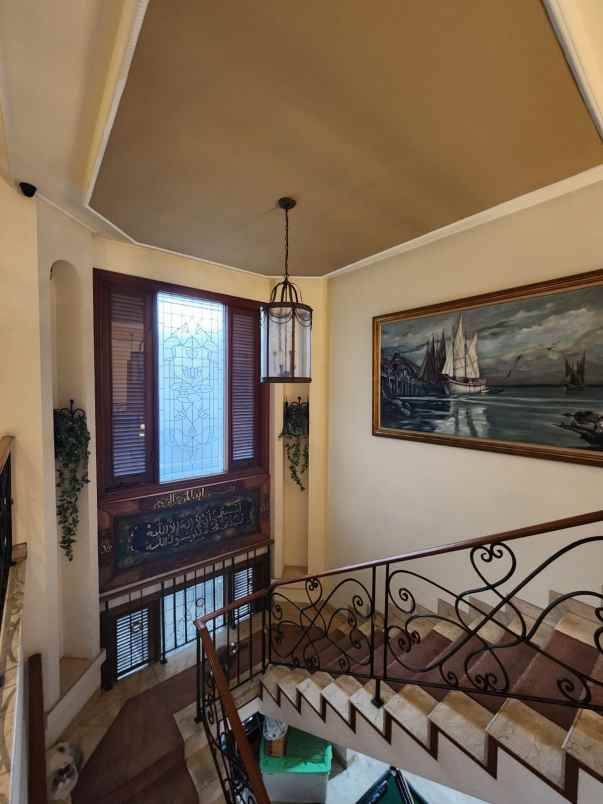 dijual rumah kolam renang pondok indah full furnished