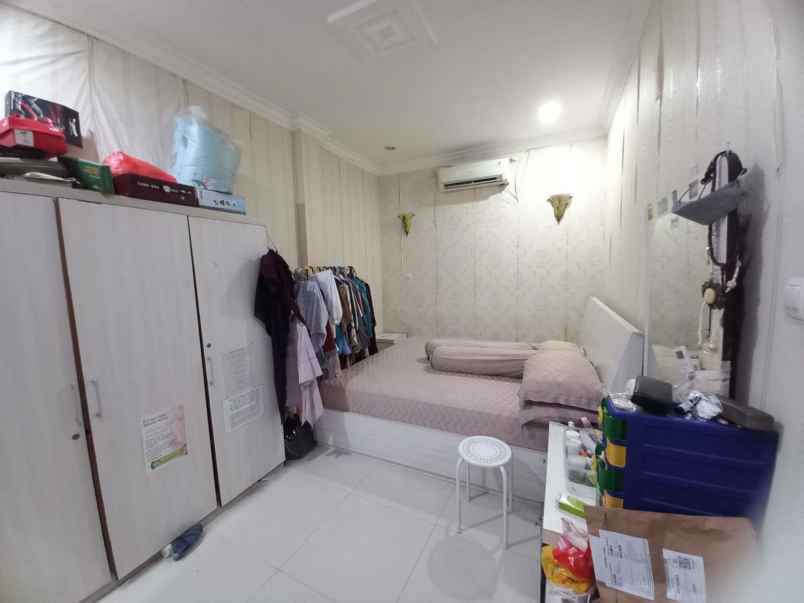 dijual rumah komplek abadi duren sawit