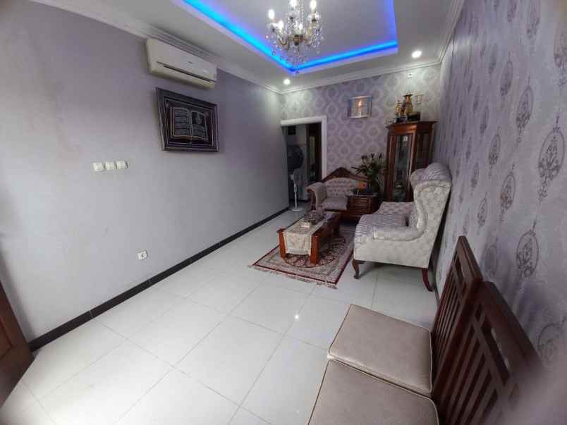 dijual rumah komplek abadi duren sawit