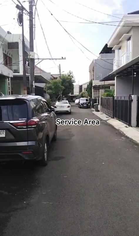 dijual rumah komplek cempaka hijau