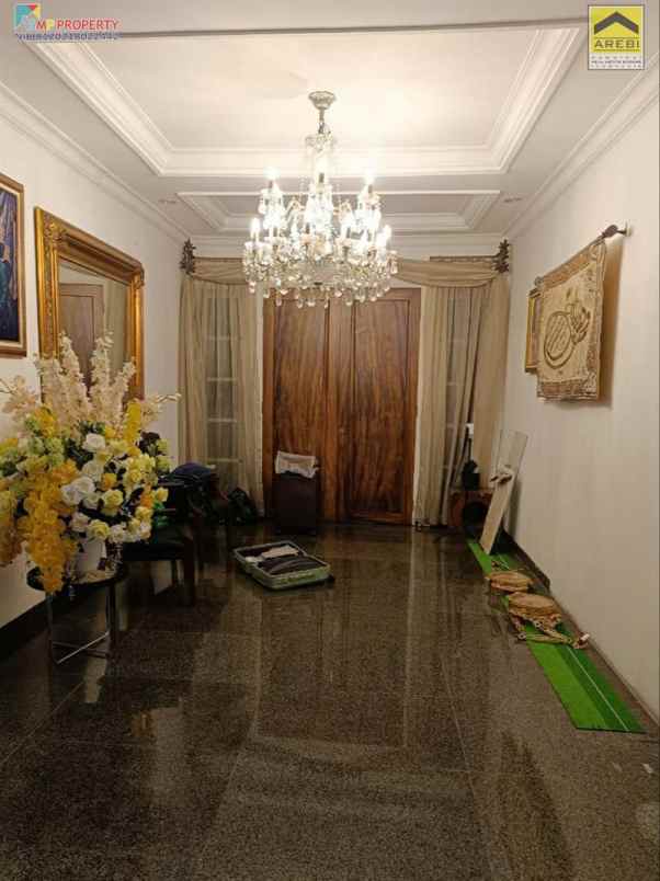 dijual rumah komplek giri loka 3 bsd