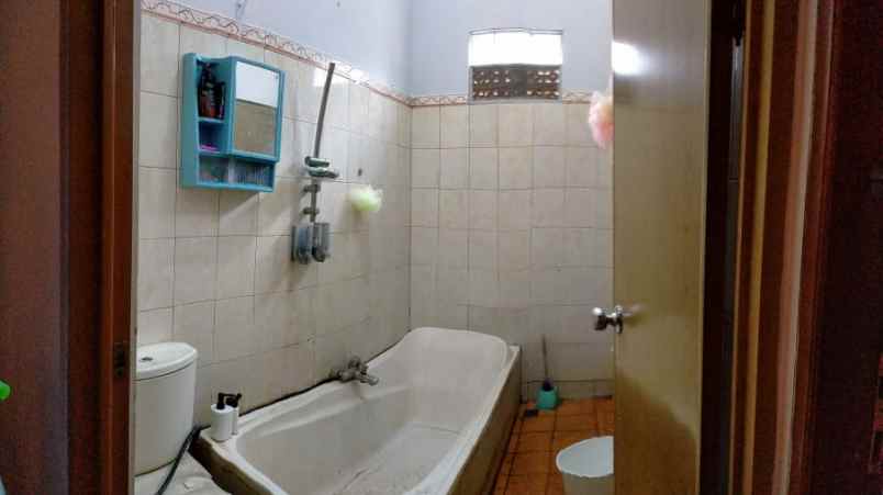 dijual rumah komplek permana cimahi