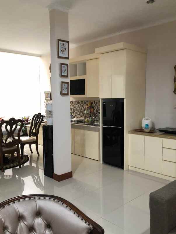 dijual rumah komplek pesona bali