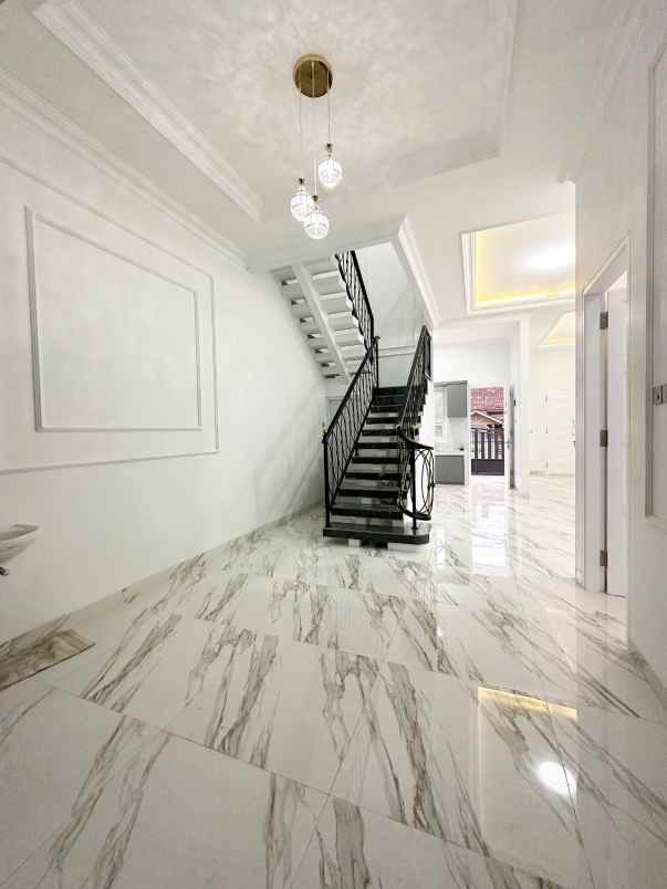 dijual rumah komplek ptb duren sawit