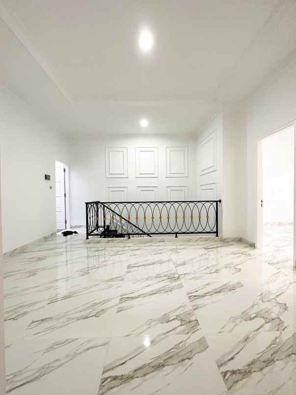 dijual rumah komplek ptb duren sawit