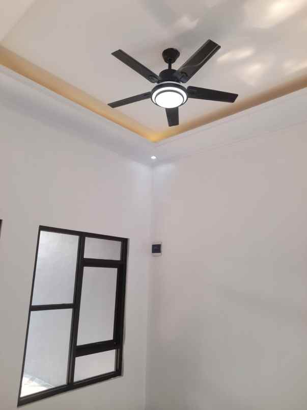 dijual rumah komplek rumah dasana indah