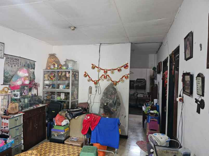 dijual rumah kutisari indah barat