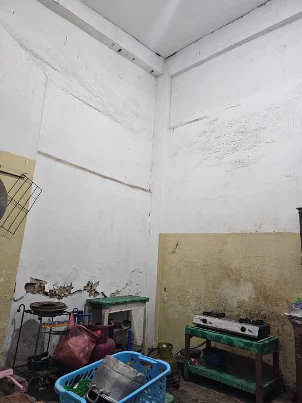 dijual rumah kutisari indah barat