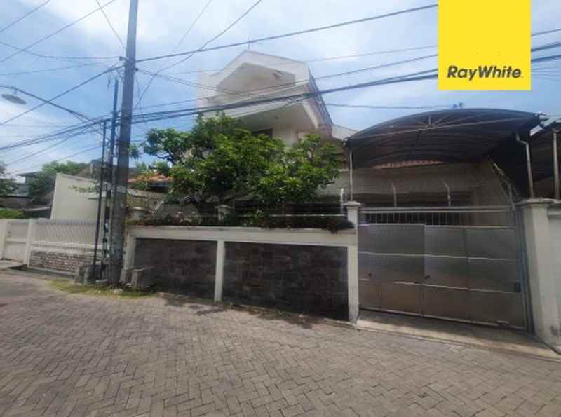 dijual rumah leo ploso