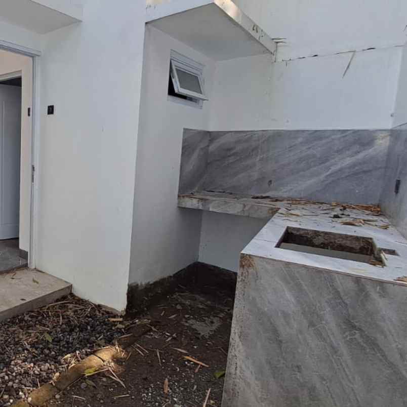dijual rumah losari sukoharjo kec