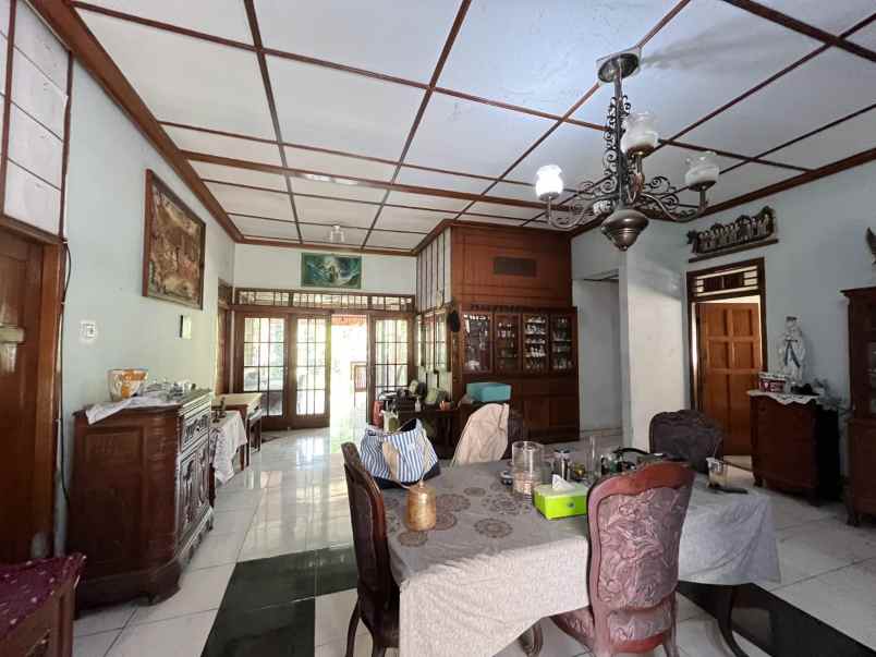 dijual rumah luas di condet jakarta timur
