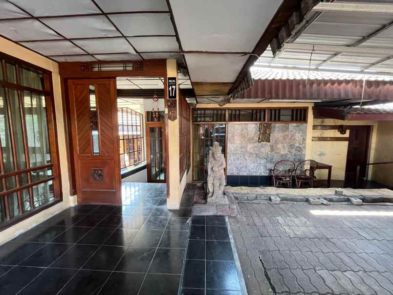 dijual rumah luas di condet jakarta timur