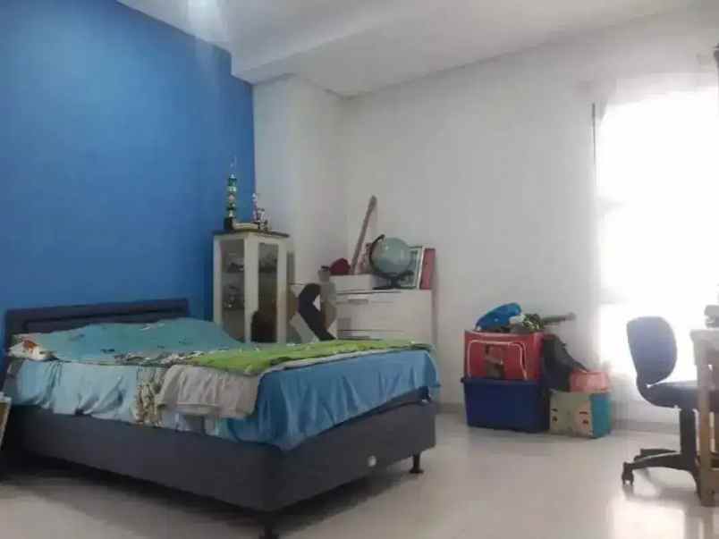 dijual rumah malaka