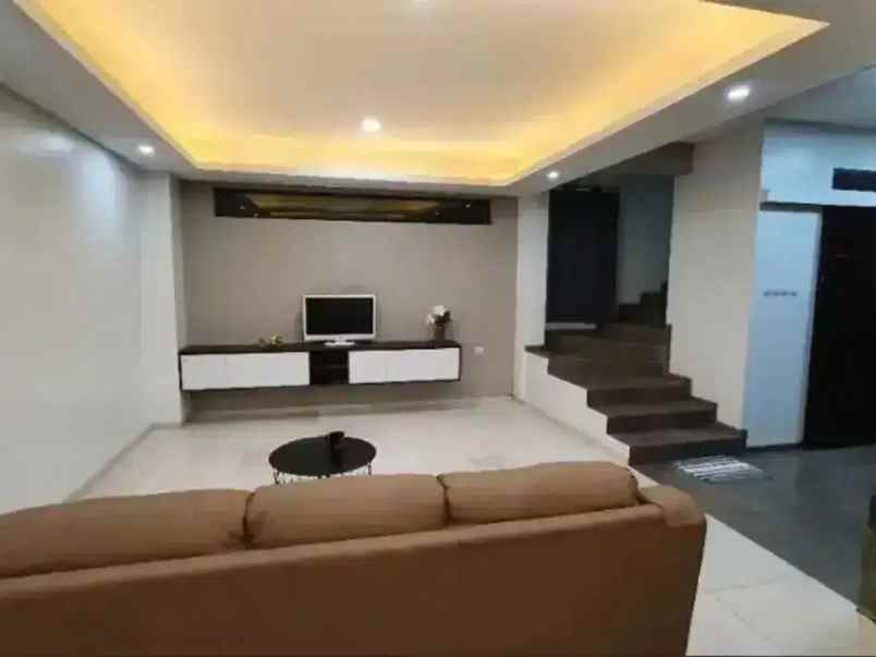 dijual rumah malaka