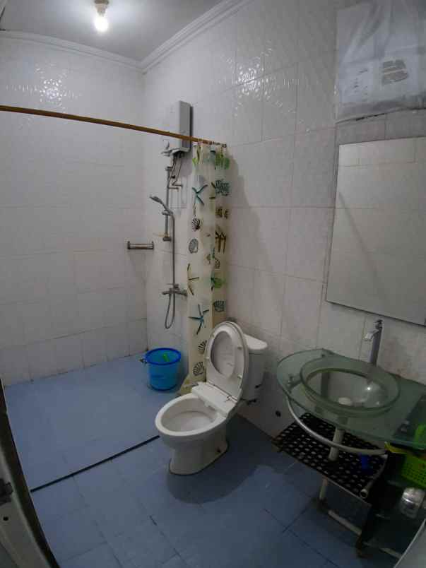 dijual rumah malangrejo