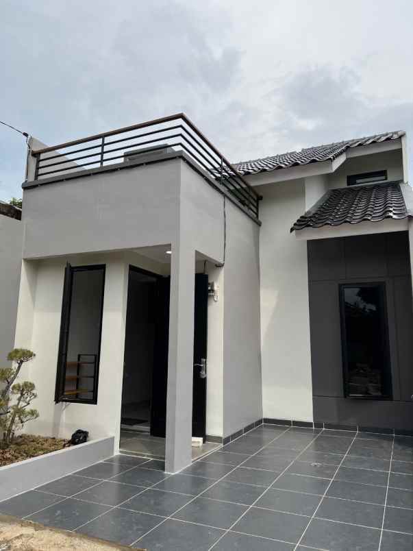 dijual rumah mampang