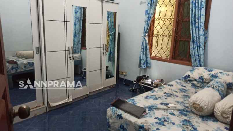 dijual rumah mampang
