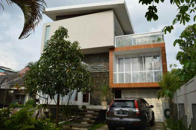 dijual rumah margahayu raya bandung