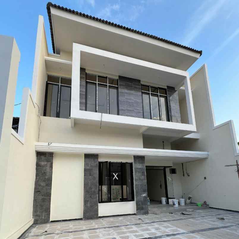 dijual rumah medayu utara
