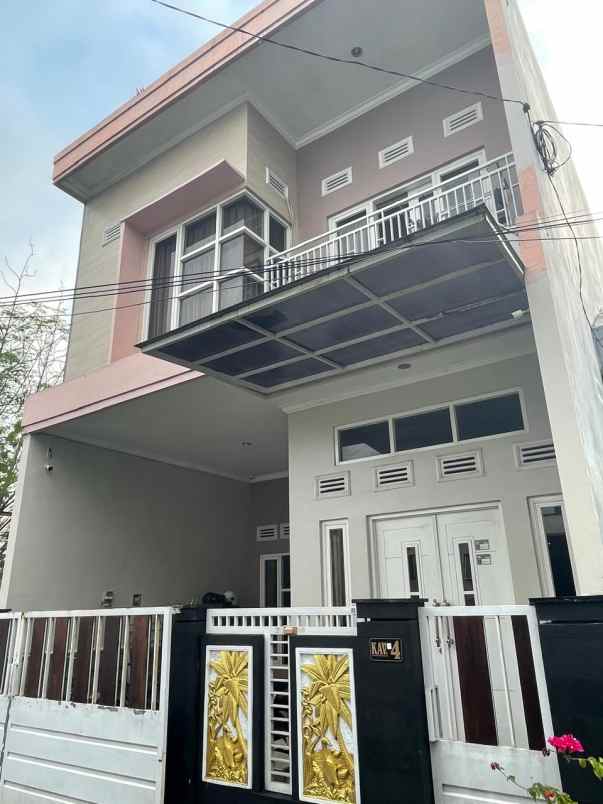dijual rumah merjosari