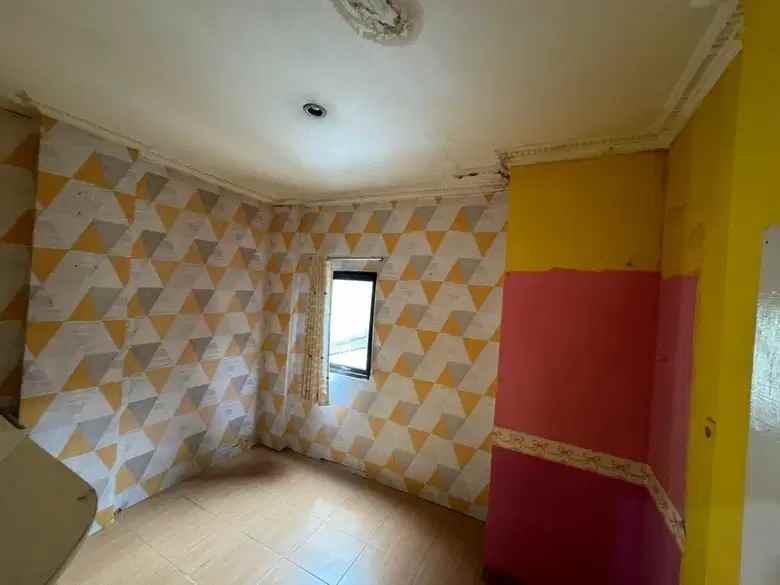 dijual rumah minimalis 3 lantai di lebak bulus