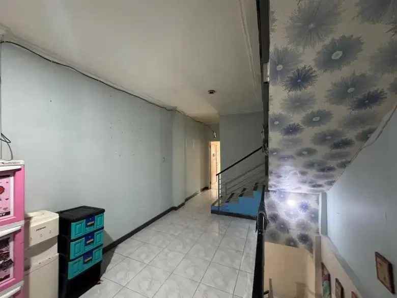 dijual rumah minimalis 3 lantai di lebak bulus