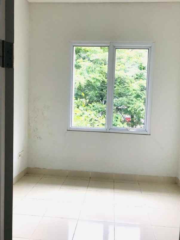 dijual rumah minimalis di gading serpong