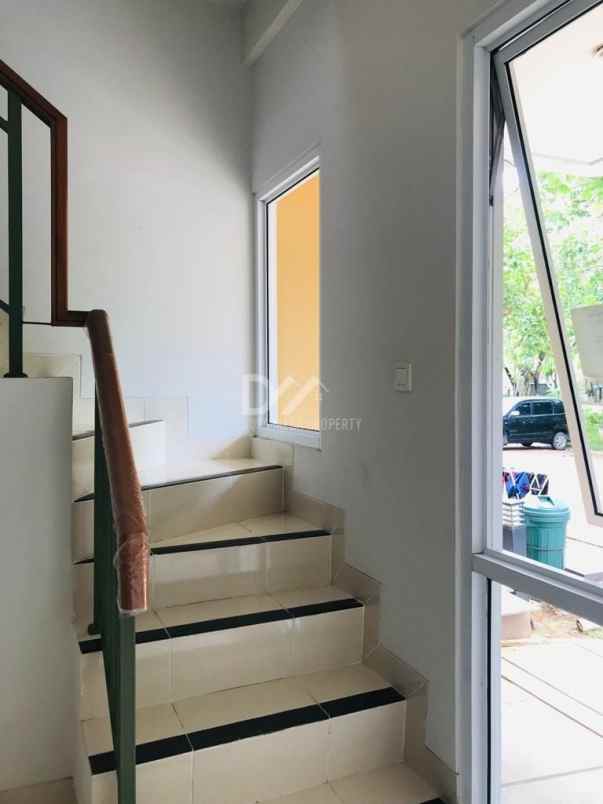 dijual rumah minimalis di gading serpong