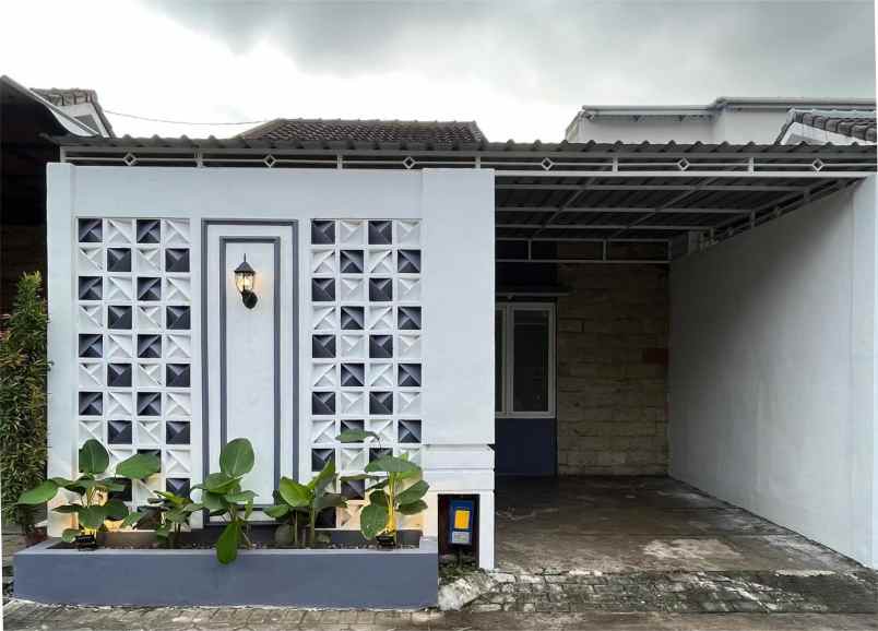 dijual rumah minimalis siap huni cantik di sukun