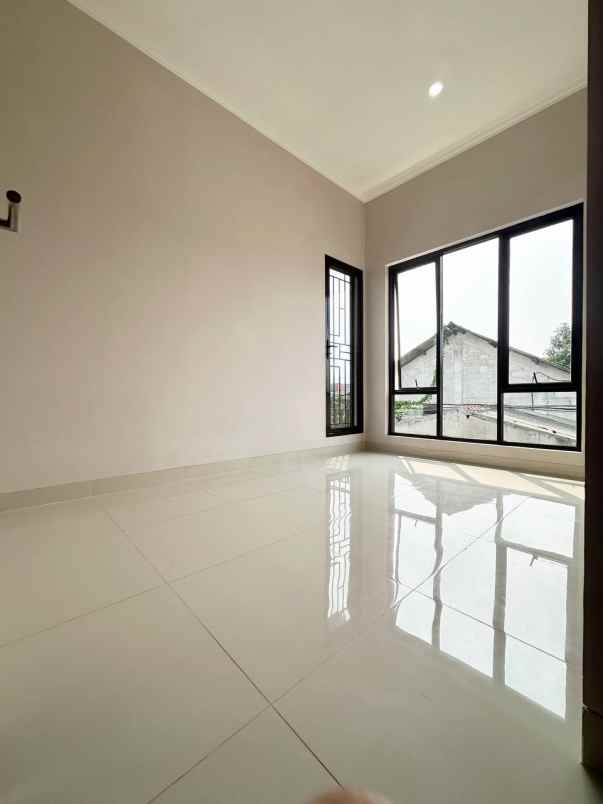 dijual rumah munjul