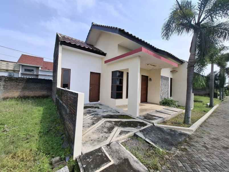 dijual rumah ngabean kartasura