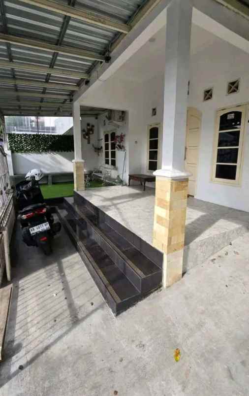 dijual rumah ngaglik