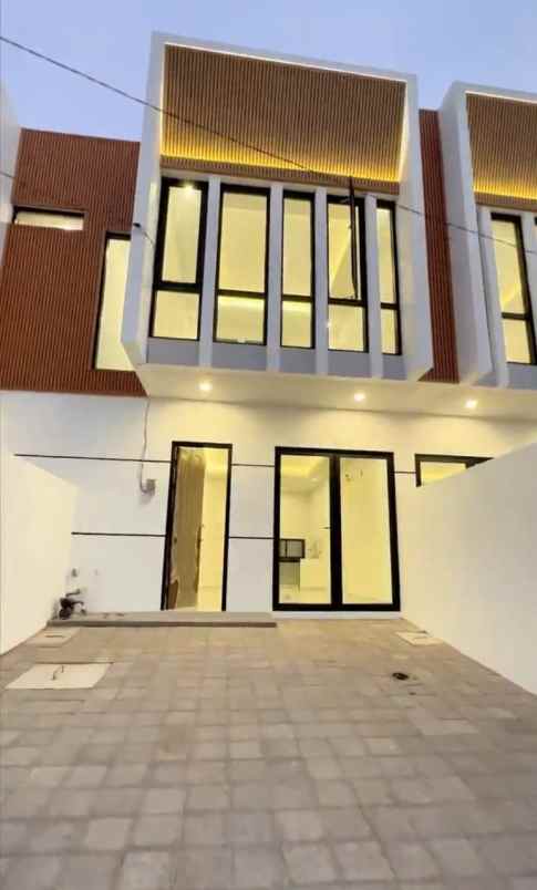 dijual rumah nirwana eksekutif wonorejo