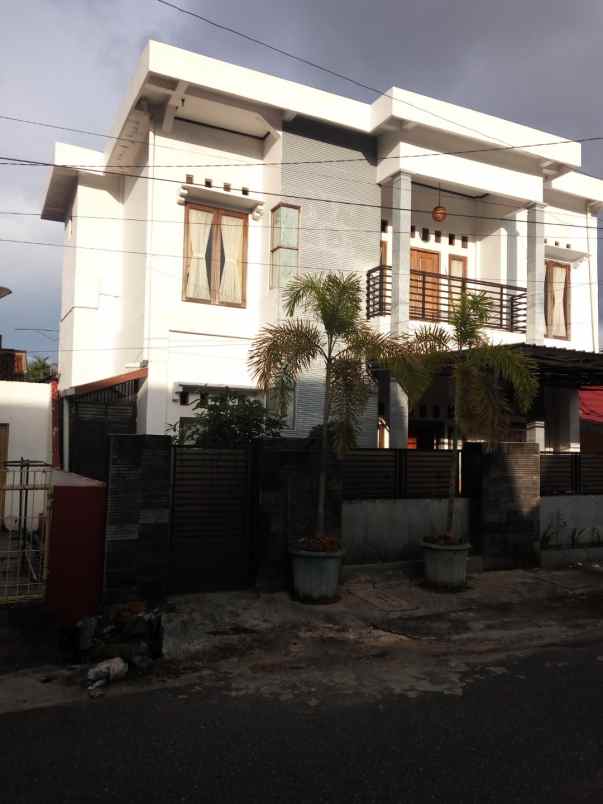 dijual rumah open space