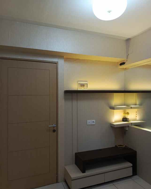 dijual rumah pakuwon city