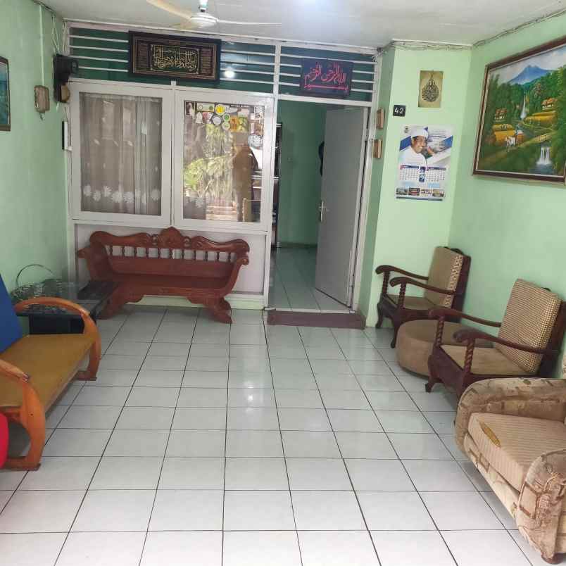 dijual rumah palmerah jakarta barat