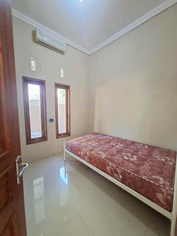 dijual rumah pamella 7