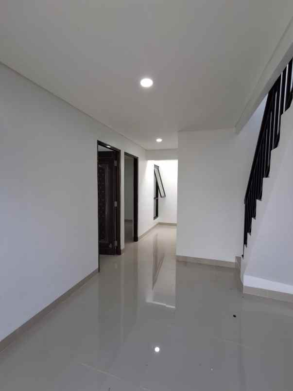 dijual rumah pamulang tangerang selatan