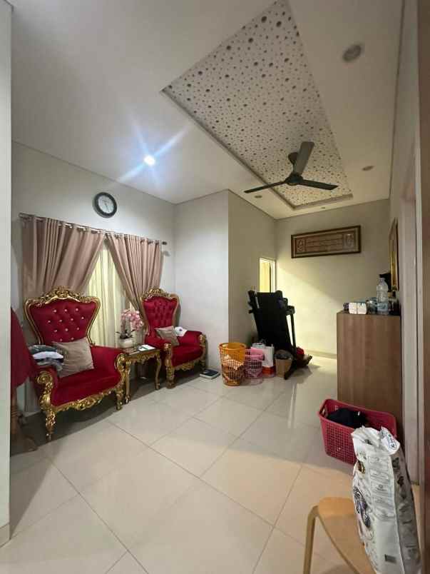 dijual rumah pamulang timur